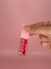 Load image into Gallery viewer, Valentine lip oil!
